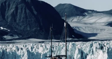 who-bears-the-risk-post-image